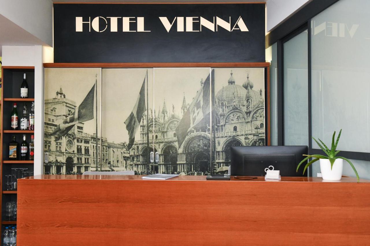 Hotel Vienna Lido di Jesolo Dış mekan fotoğraf