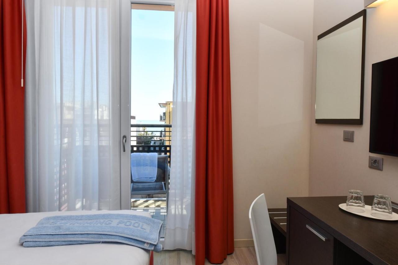 Hotel Vienna Lido di Jesolo Dış mekan fotoğraf