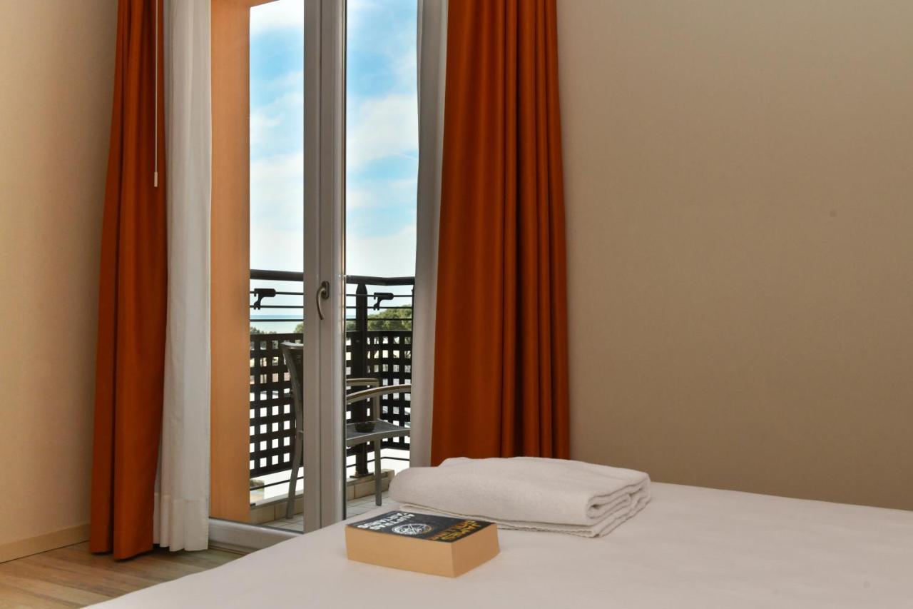 Hotel Vienna Lido di Jesolo Dış mekan fotoğraf