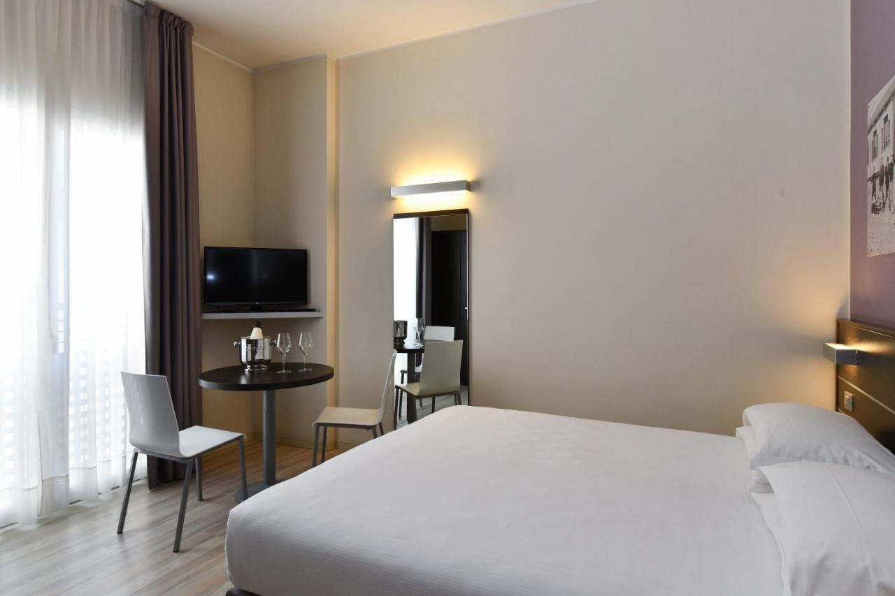 Hotel Vienna Lido di Jesolo Dış mekan fotoğraf