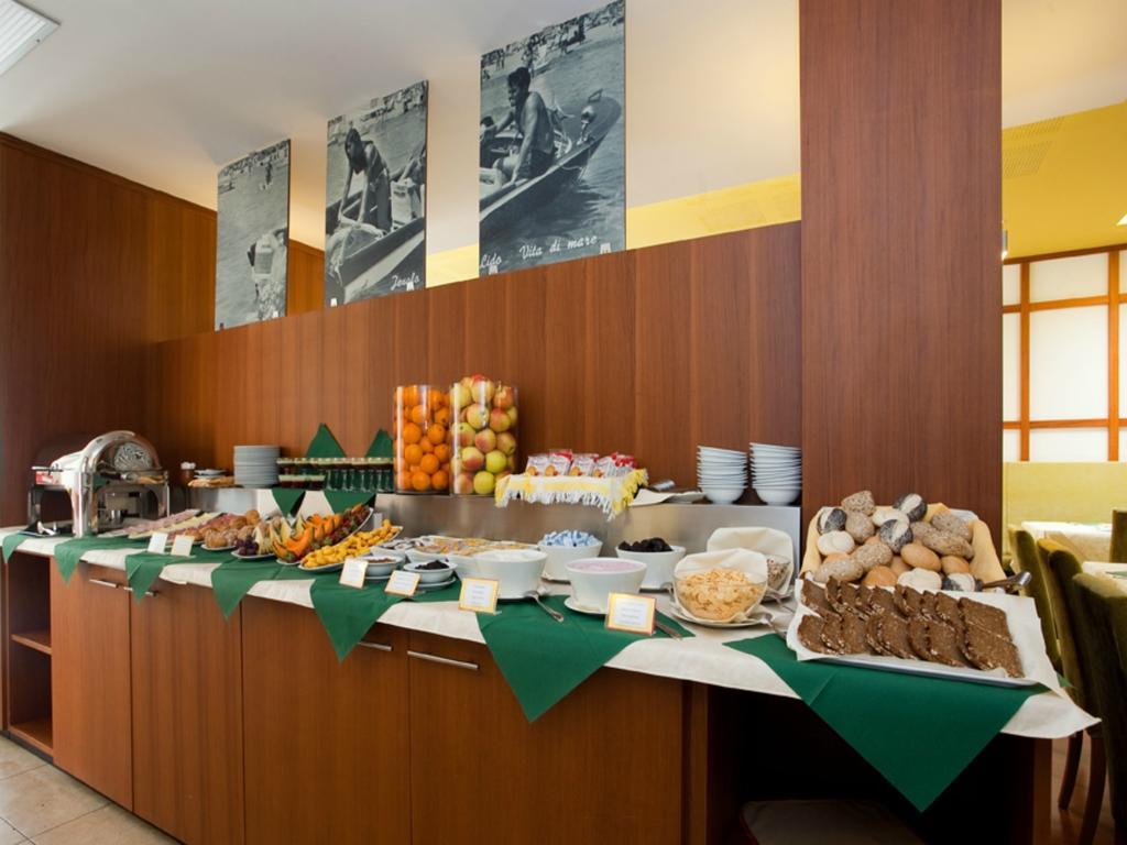 Hotel Vienna Lido di Jesolo Dış mekan fotoğraf