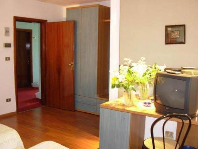 Hotel Vienna Lido di Jesolo Dış mekan fotoğraf